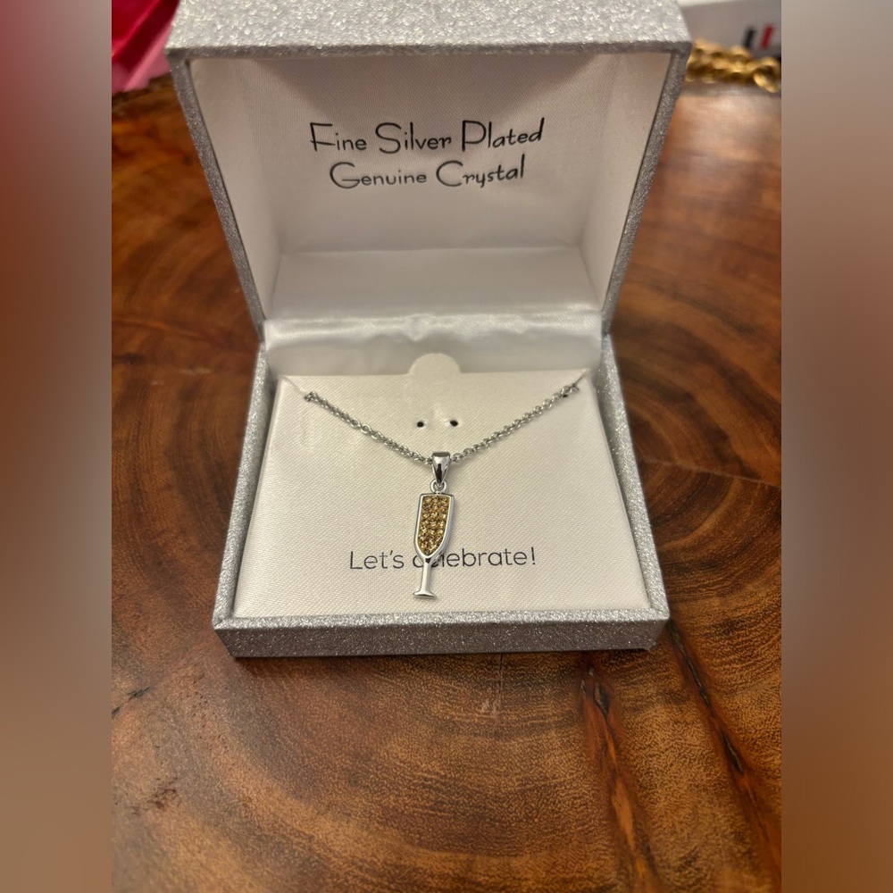 ❤️NECKLACE WITH SWAROVSKI CRYSTALS❤️